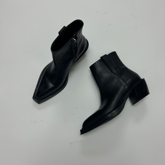 Zara Leather Ankle Boots - Western Style - Picture 2 of 4